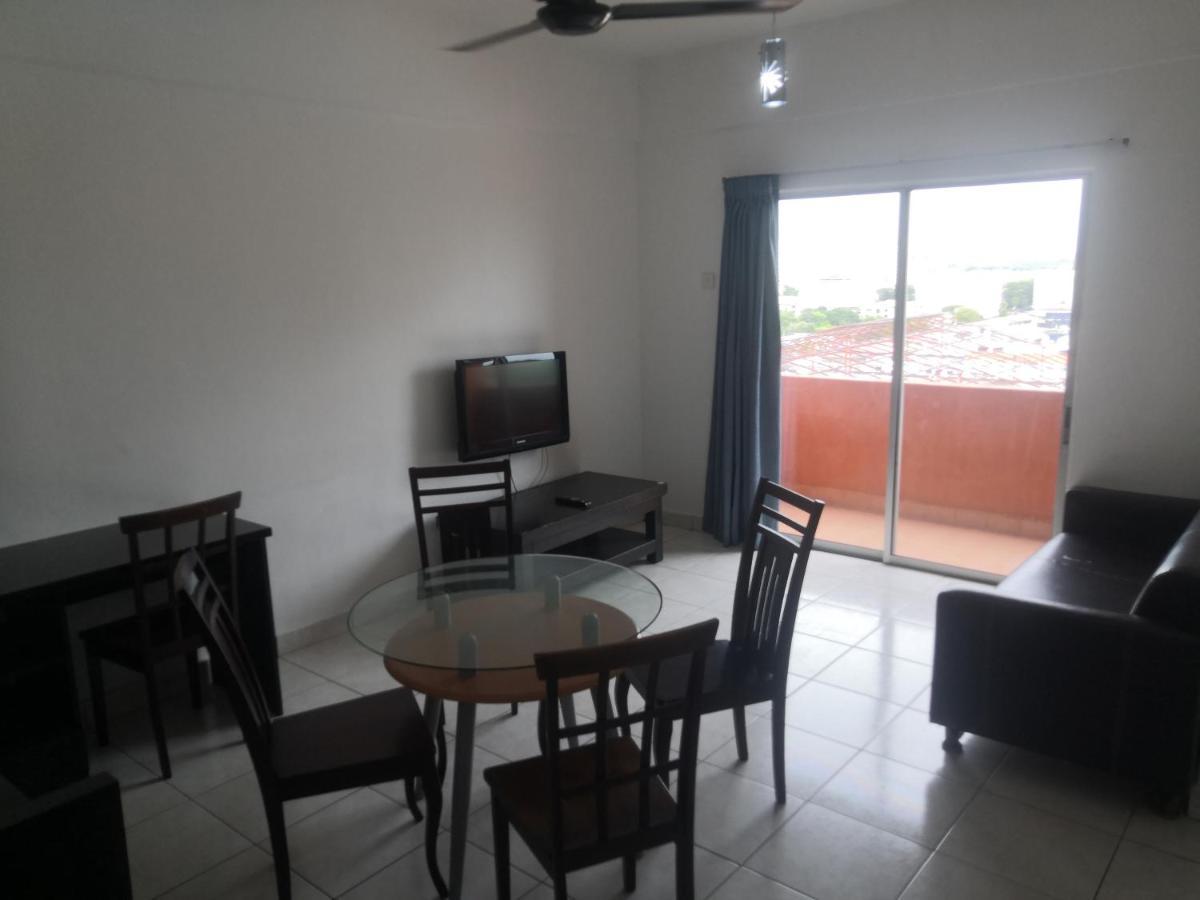 Globallon Services Apartment, Town Aparthotel