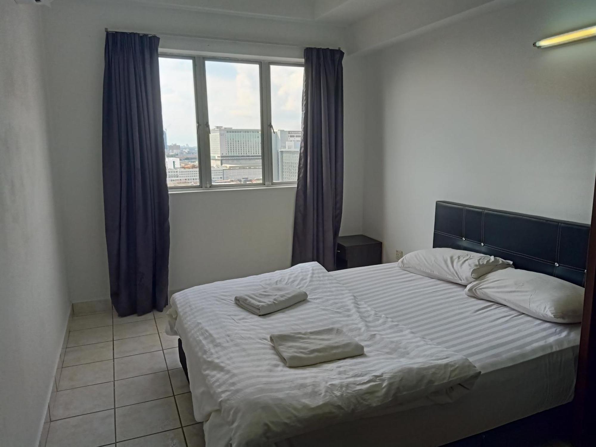 Aparthotel Globallon Services Apartment, Town 3*