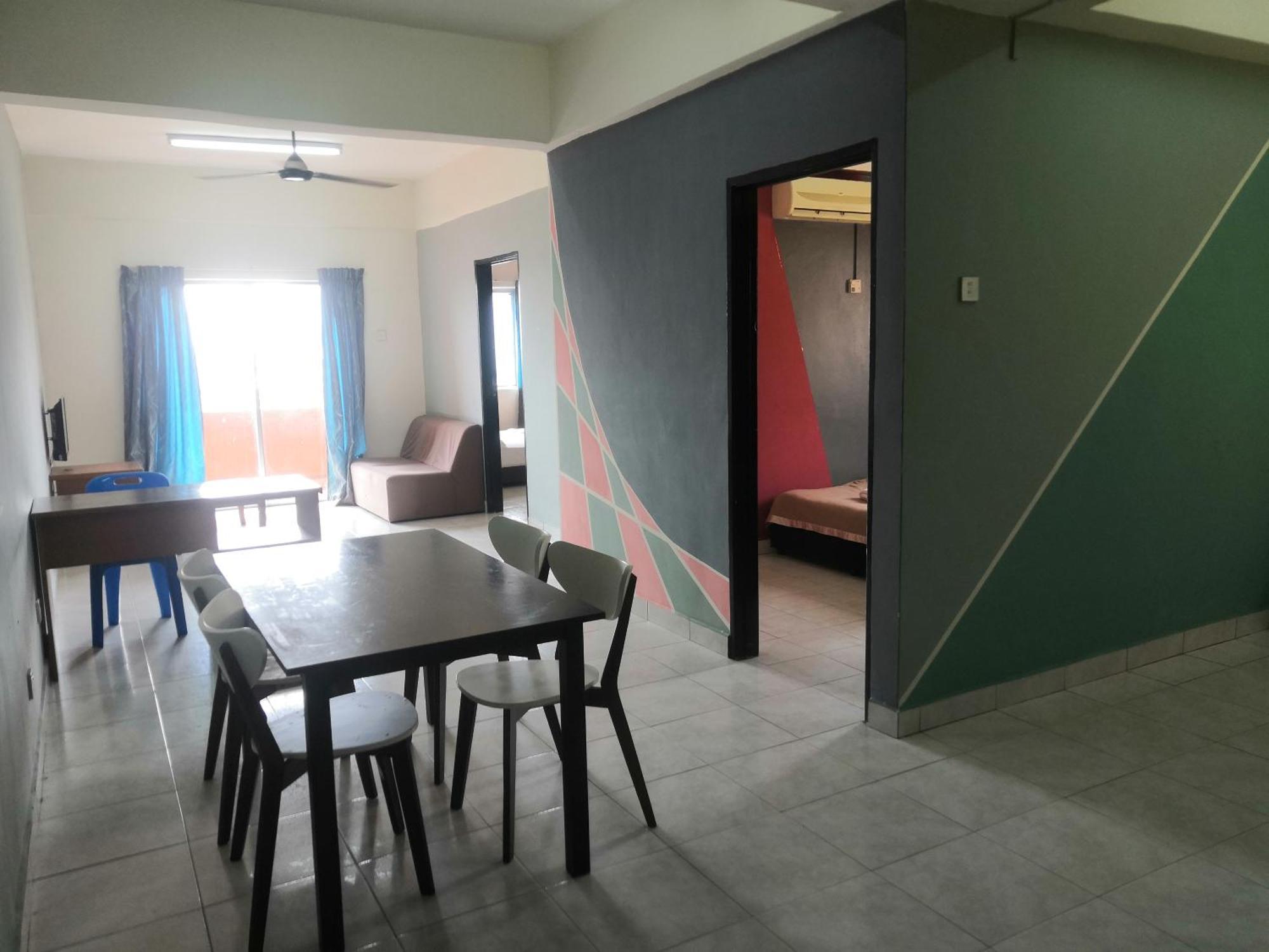 Globallon Services Apartment, Town 3*